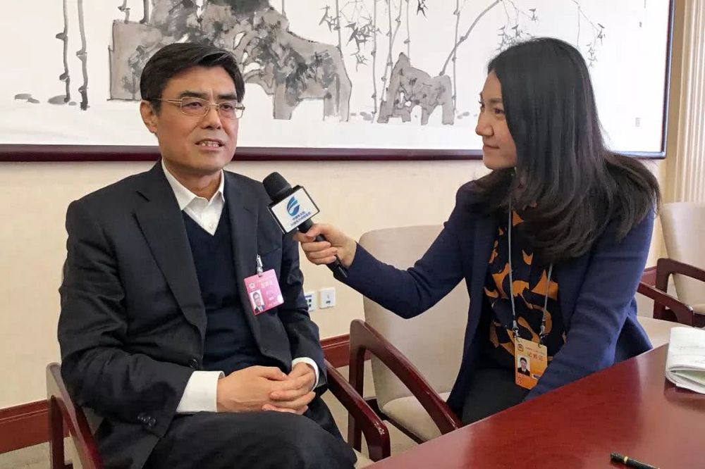 當(dāng)好能源轉(zhuǎn)型與清潔發(fā)展排頭兵——訪全國政協(xié)委員，中國華能集團有限公司董事長、黨組書記舒印彪