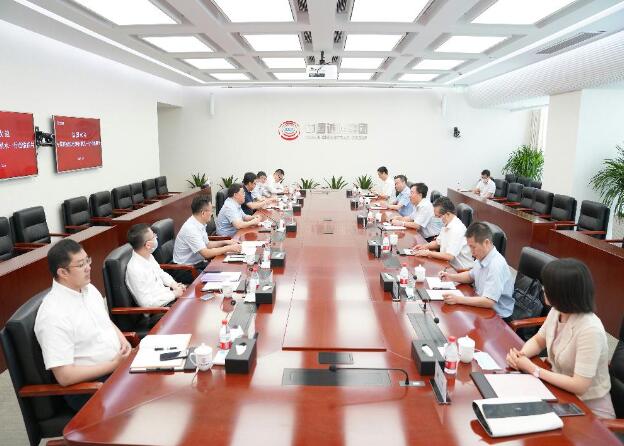 中國能建總經(jīng)理、黨委副書記孫洪水拜訪中國誠通董事長朱碧新