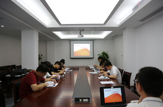 國(guó)網(wǎng)寧波奉化區(qū)供電：扣好從業(yè)“第一粒紐扣”，開(kāi)啟新員工廉潔守護(hù)