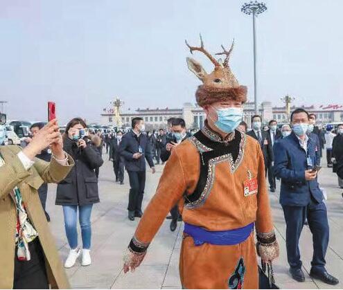 電力先行 服務民族地區(qū)加快發(fā)展——訪全國人大代表、內蒙古自治區(qū)鄂倫春自治旗人大常委會主任代喜院