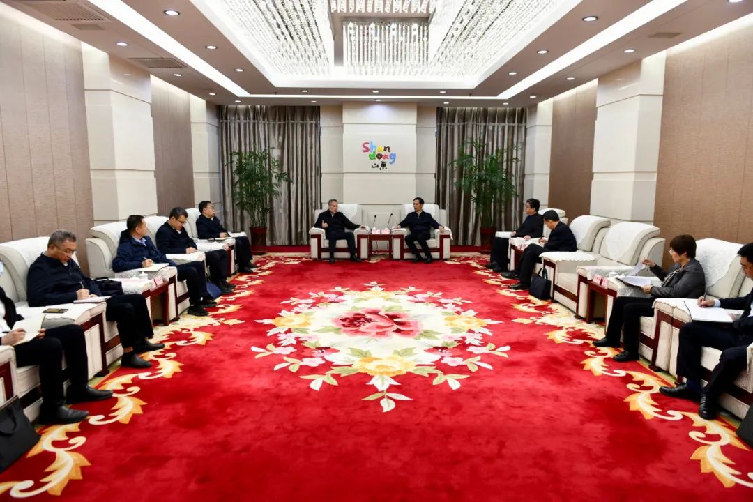 大唐山東發(fā)電公司黨委書記、董事長趙永力拜會菏澤市委副書記、市長張倫