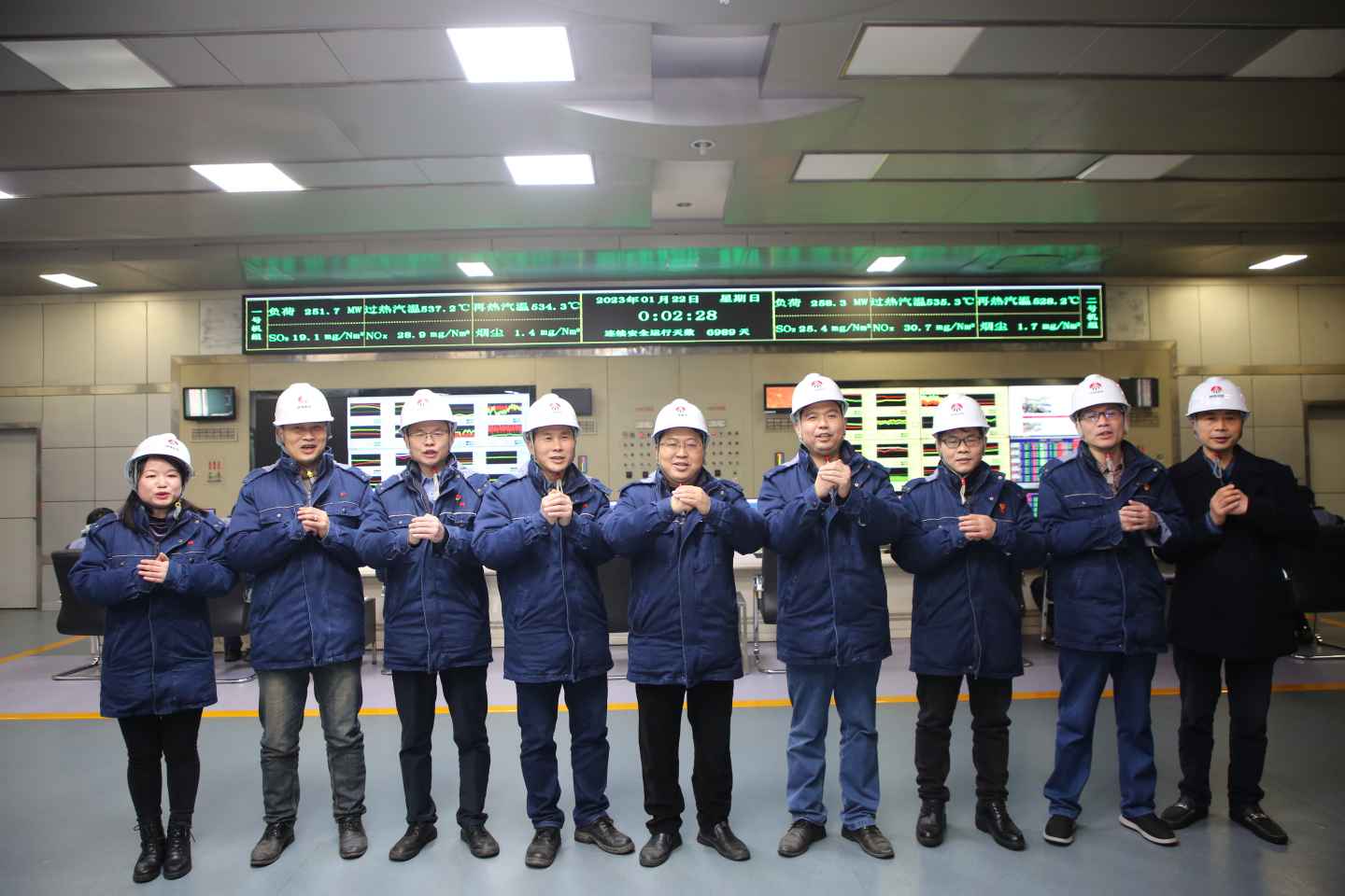 陜煤石電除夕慰問(wèn)送溫暖，崗位堅(jiān)守幸?！巴谩保╰oo）