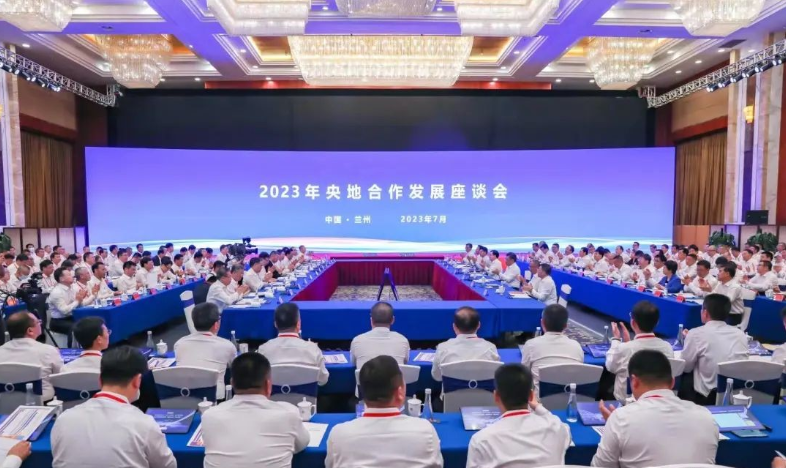 江毅拜會(huì)甘肅省委副書(shū)記、省長(zhǎng)任振鶴 出席蘭洽會(huì)并作交流發(fā)言