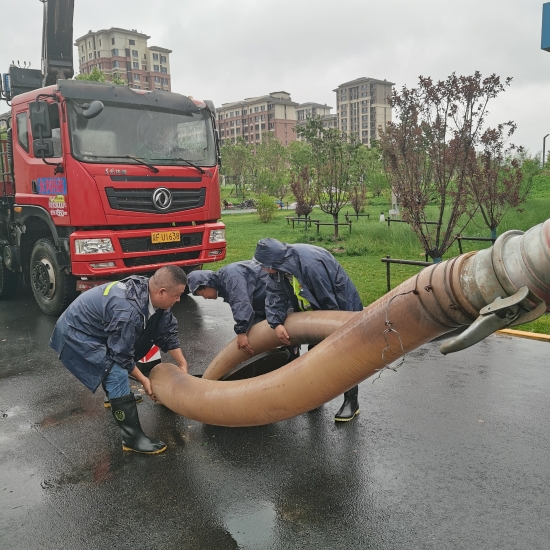 聞“汛”而動，彰顯央企擔當——水電三局雄安項目全力奮戰(zhàn)防汛搶險第一線