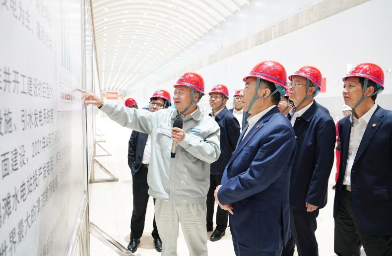 中國(guó)能建黨委書記、董事長(zhǎng)宋海良赴白鶴灘水電站調(diào)研