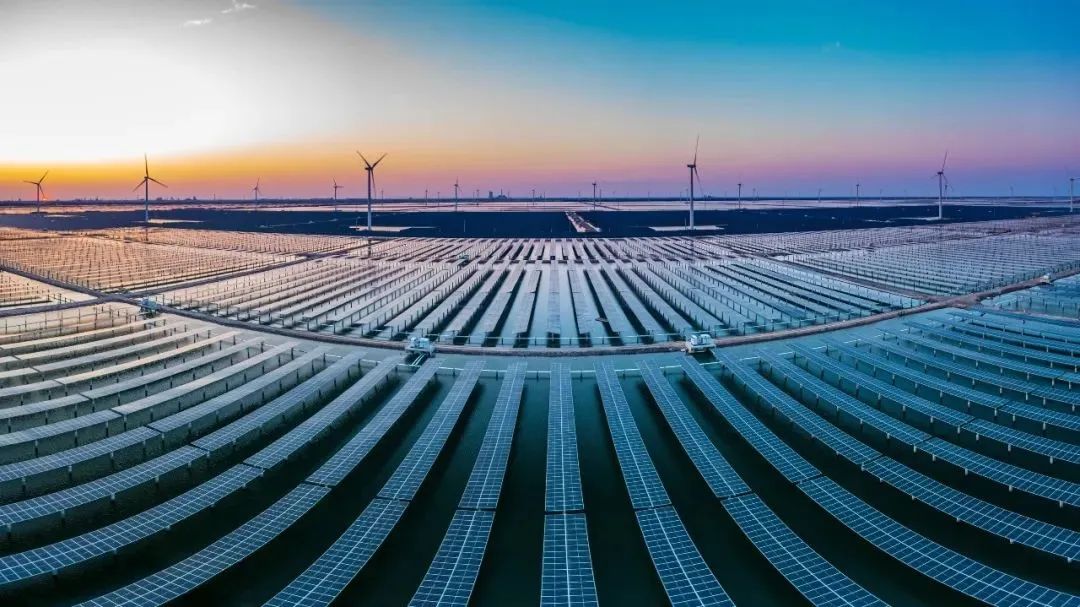 突破3億千瓦時，?；瘓F(tuán)一期300MW光伏發(fā)電項(xiàng)目實(shí)現(xiàn)年度目標(biāo)