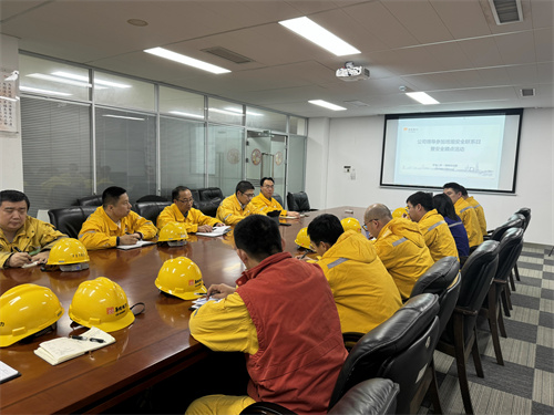 華潤電力南京公司黨委委員、副總經(jīng)理陳超虎參加一期戊值安全聯(lián)系日暨安全蹲點活動