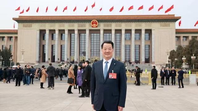 【兩會(huì)好聲音】彭壽院士建議：以應(yīng)用導(dǎo)向?yàn)橹黧w，真正實(shí)現(xiàn)綠色低碳產(chǎn)業(yè)高質(zhì)量發(fā)展